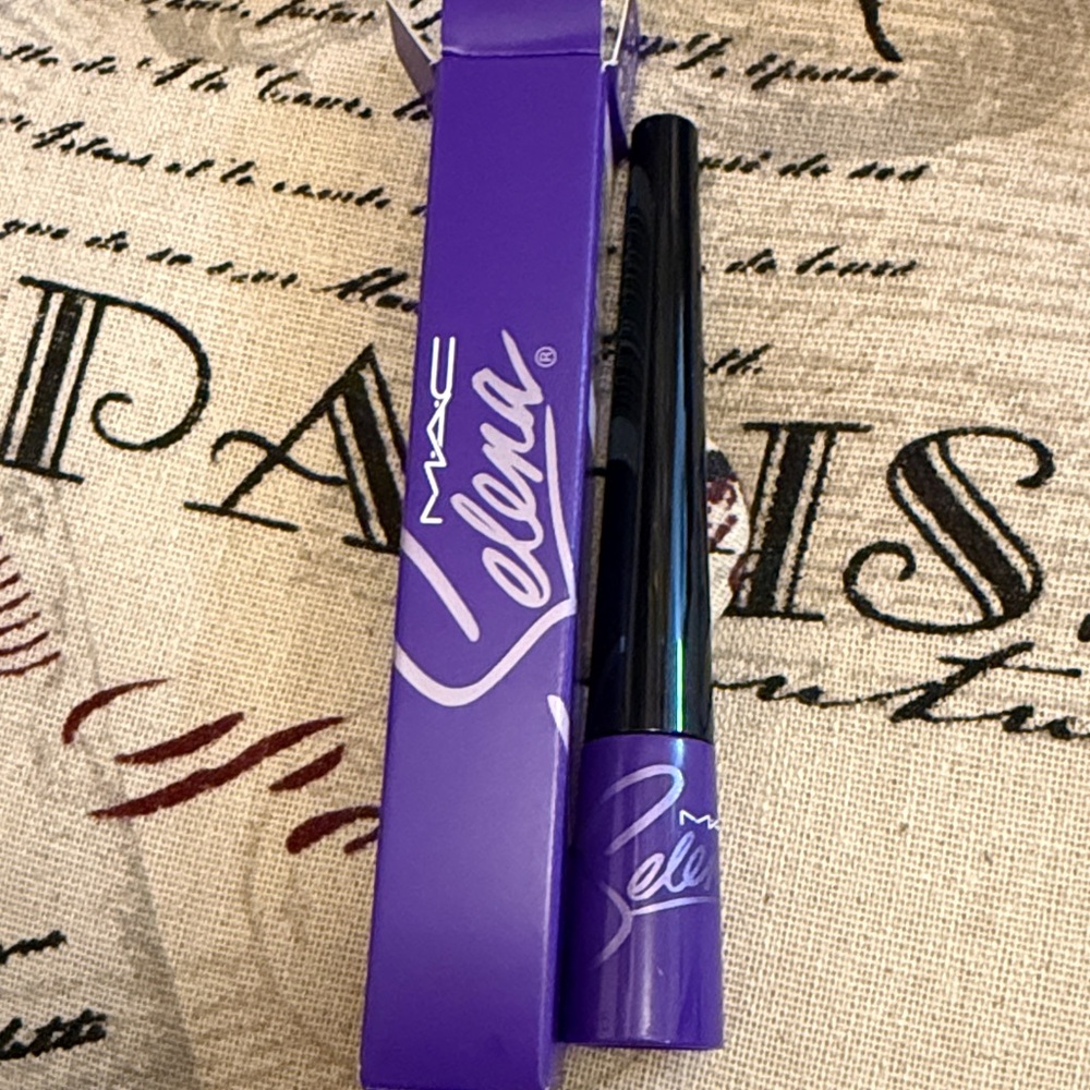 MAC Cosmetics Selena Purple Eyeliner